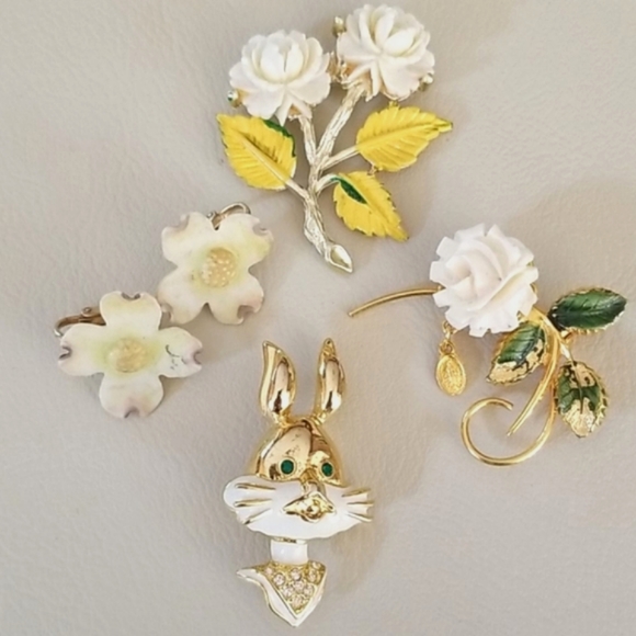 Vintage Brooch and Earring Lot 5 Piece Bundle - Picture 2 of 15